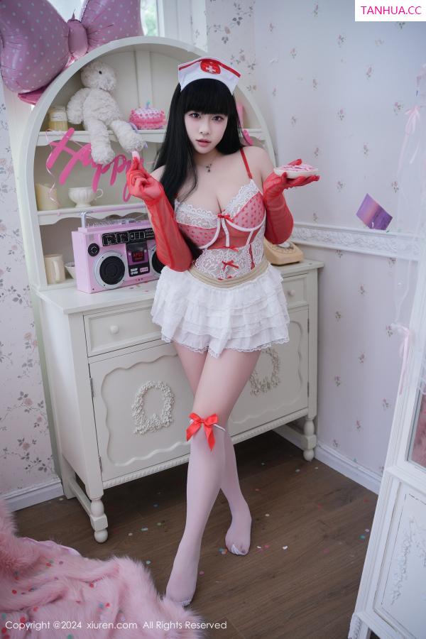 黄米妮  米妮大萌萌 [XiuRen]高清写真图 2024.09.19 No.9177 mini米妮 丝袜美臀第57张图片